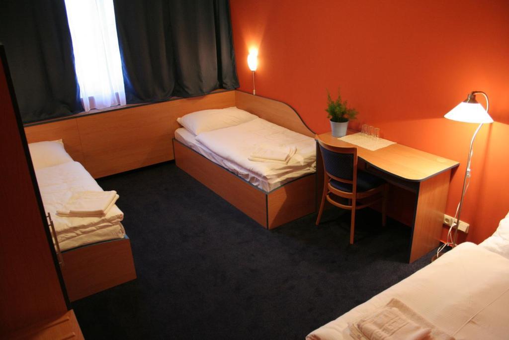 Hotel U Milina Rum bild