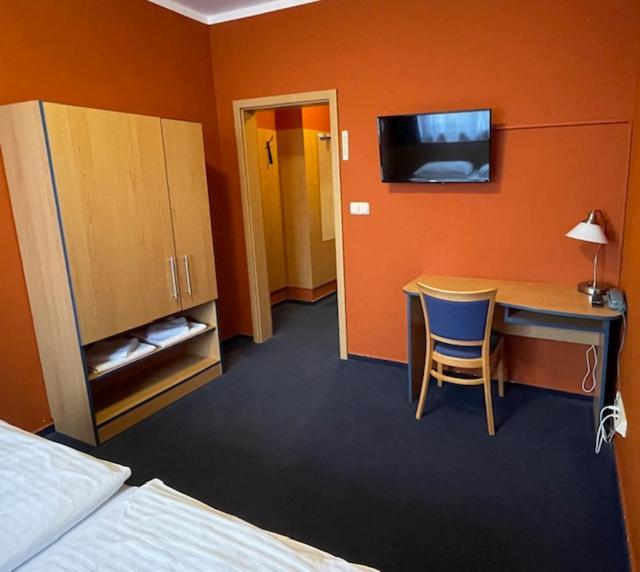 Hotel U Milina Exteriör bild