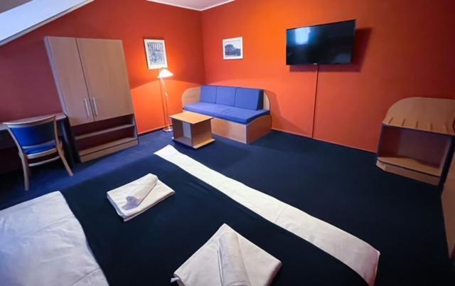 Hotel U Milina Exteriör bild